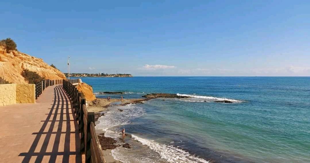 Close To Beaches & Golf Courses - With Pool & Bbq Alicante Luaran gambar